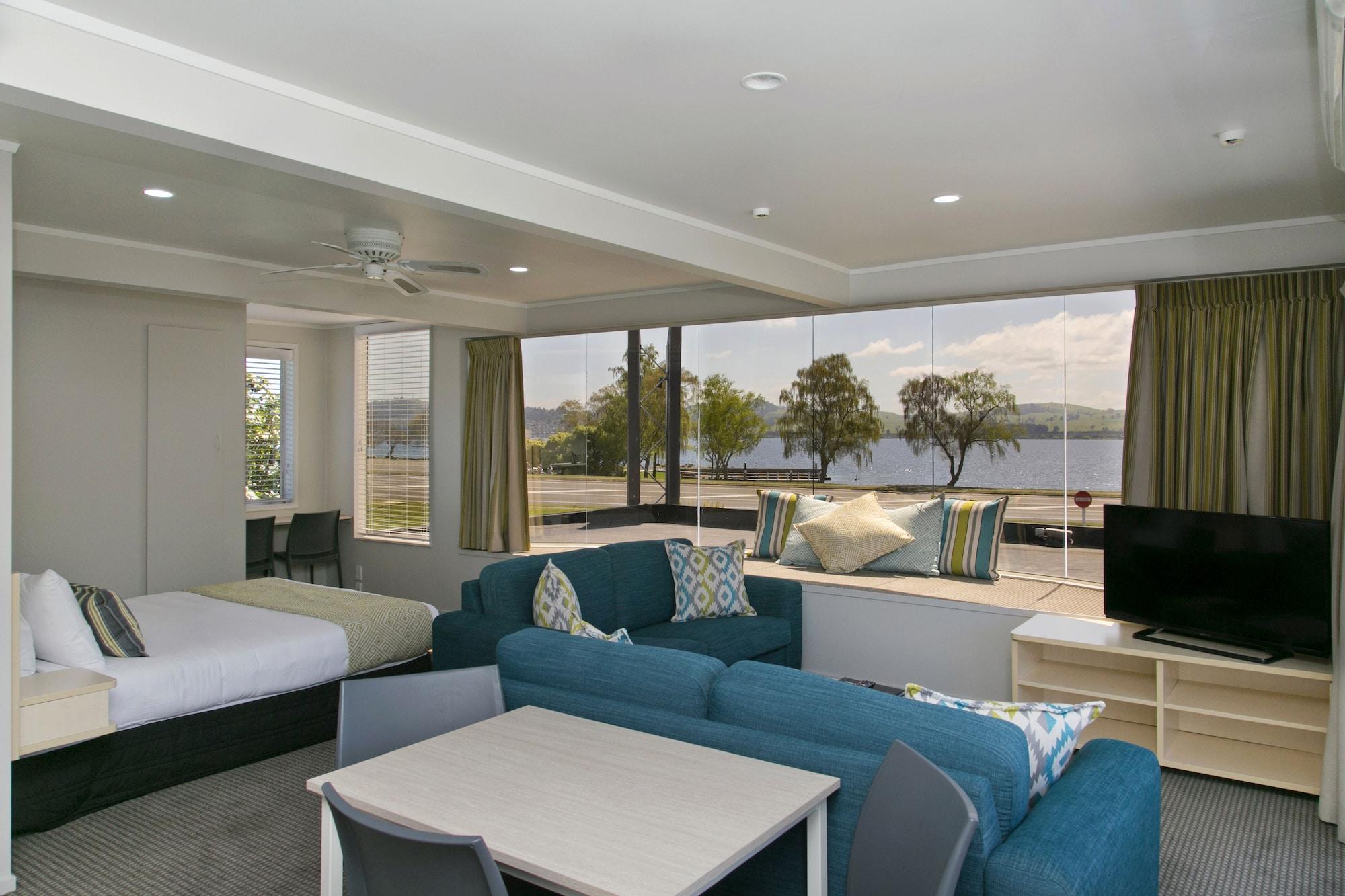 Anchorage Resort Taupo Nz Exterior photo