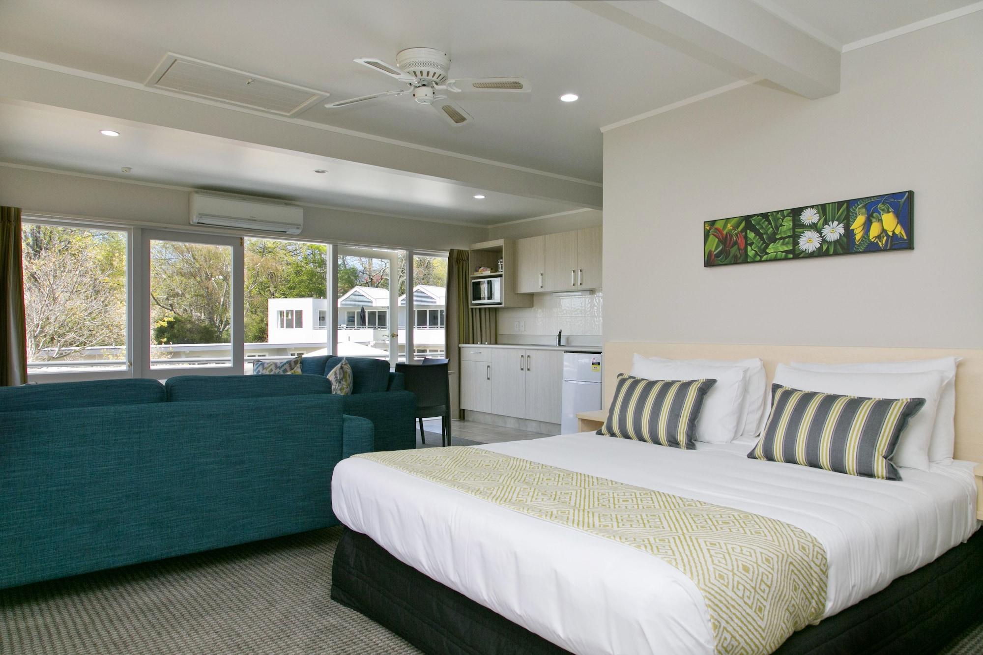 Anchorage Resort Taupo Nz Exterior photo