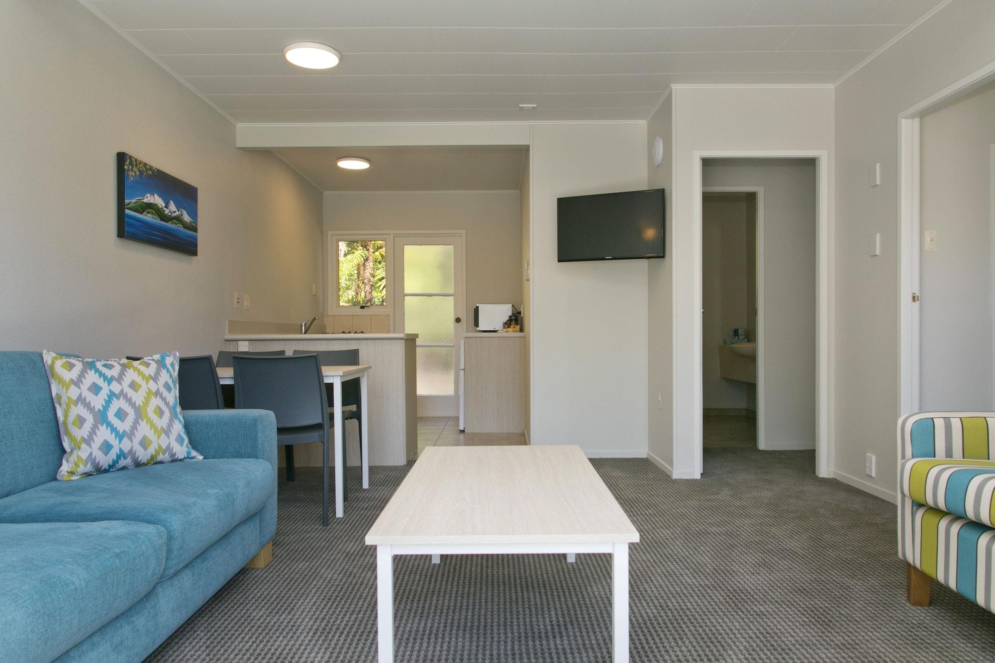 Anchorage Resort Taupo Nz Exterior photo