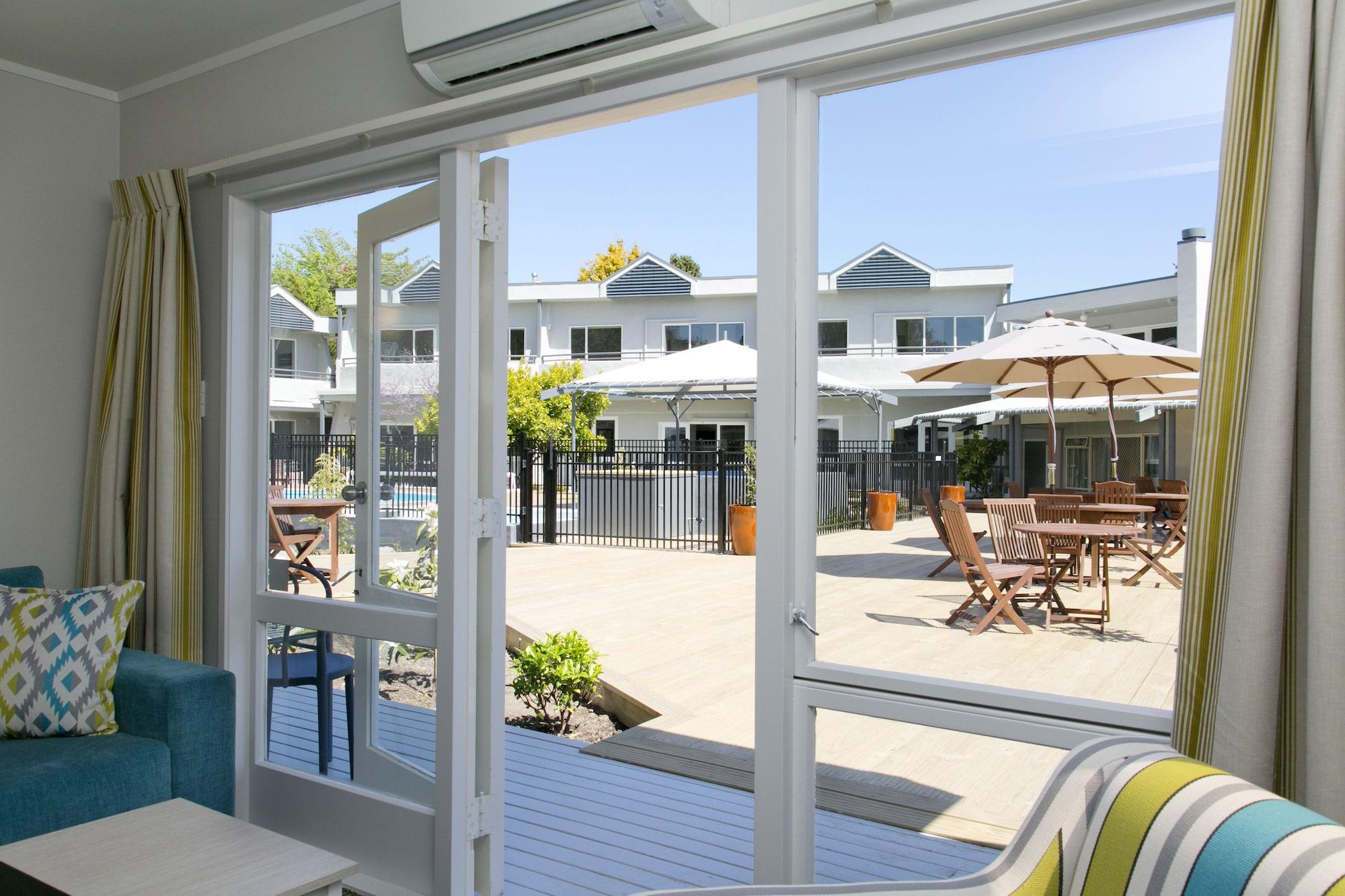 Anchorage Resort Taupo Nz Exterior photo
